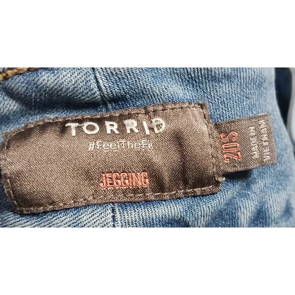 Torrid Women’s Capri Jean's Size 20S Stretch Pockets Crop Jegging Super Soft - Picture 7 of 9